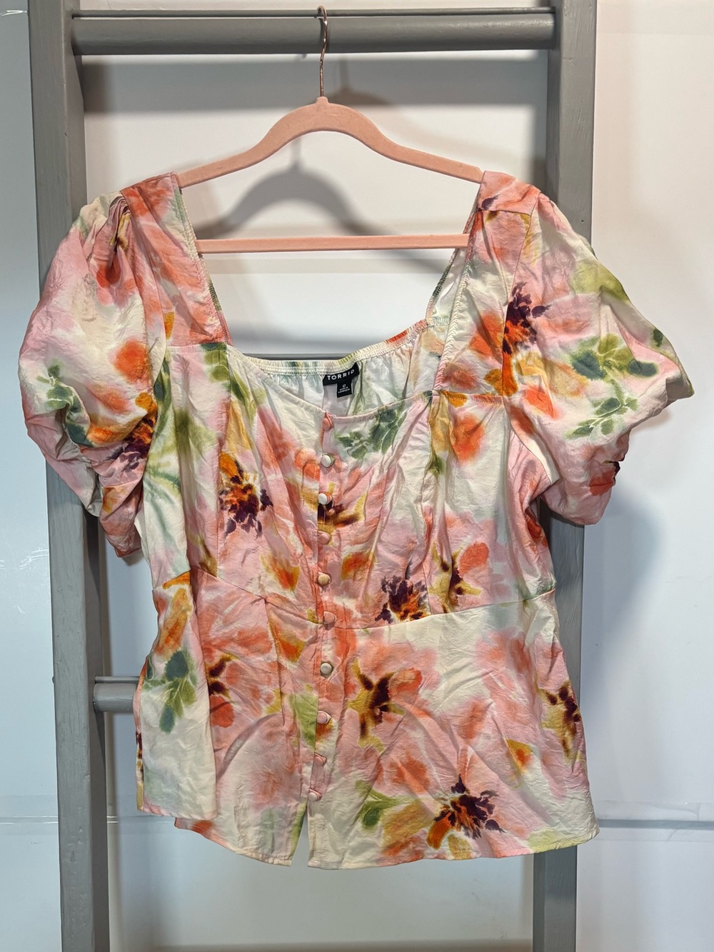 Torrid 0 Puff-Sleeve Peplum Top, floral, watercolor, milkmaid, renaissance, boho